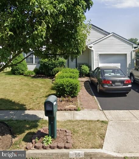 56 Holiday Court  Ewing NJ 08638 photo