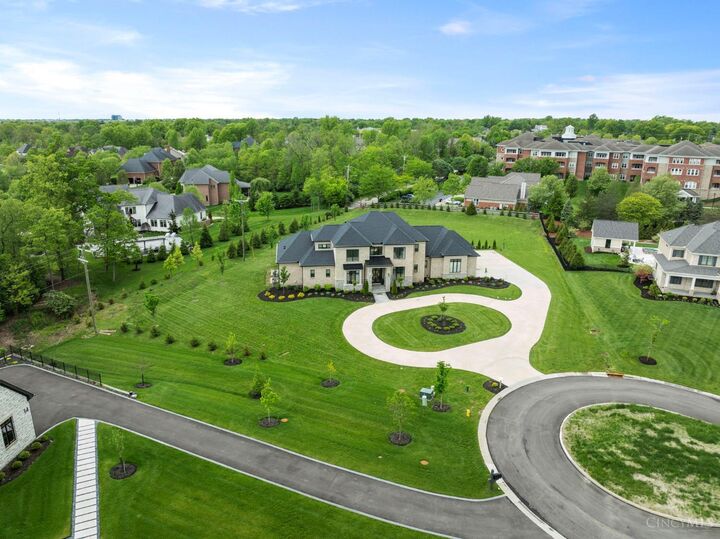 Property Photo:  15 Old Orchard Lane  OH 45242 
