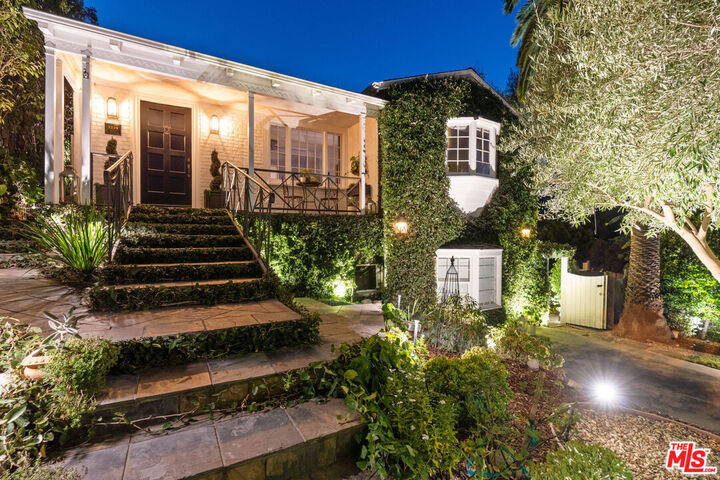 3339 Bennett Dr  Los Angeles CA 90068 photo