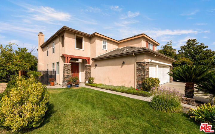 Property Photo: 26518 Swan Ln CA 91387