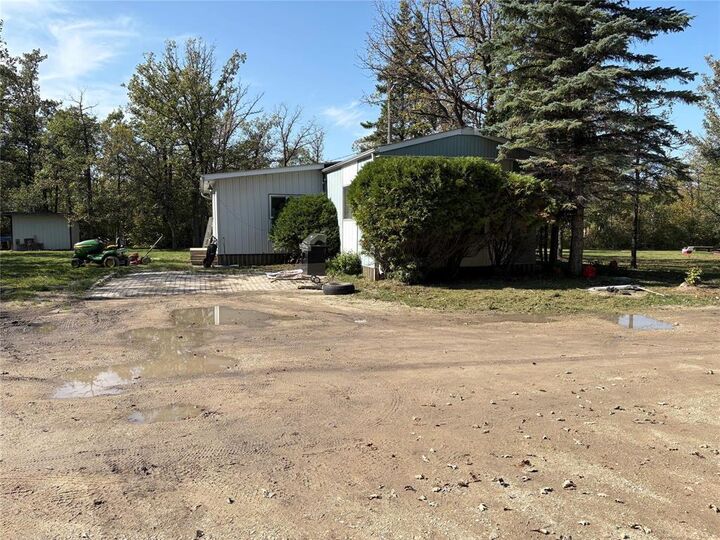 Property Photo:  37092 36N Road  MB R0A 0W1 