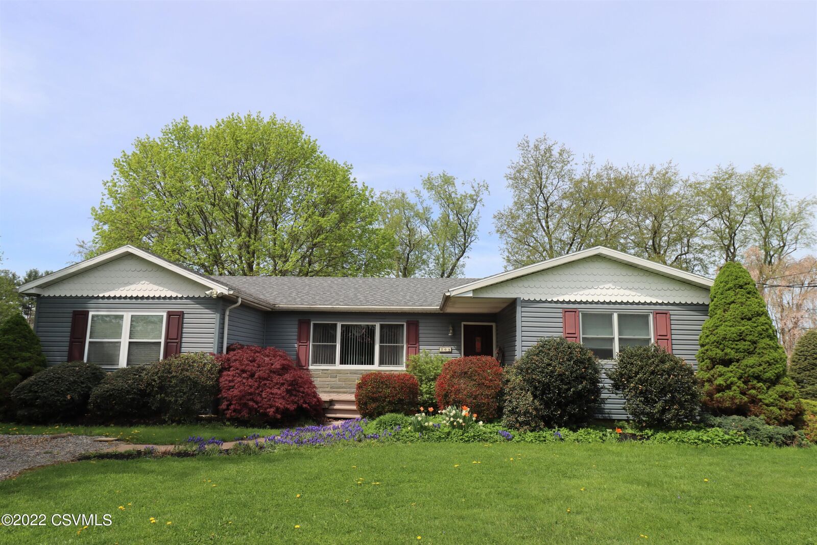 Property Photo: 204 Fairmont Drive PA 17777