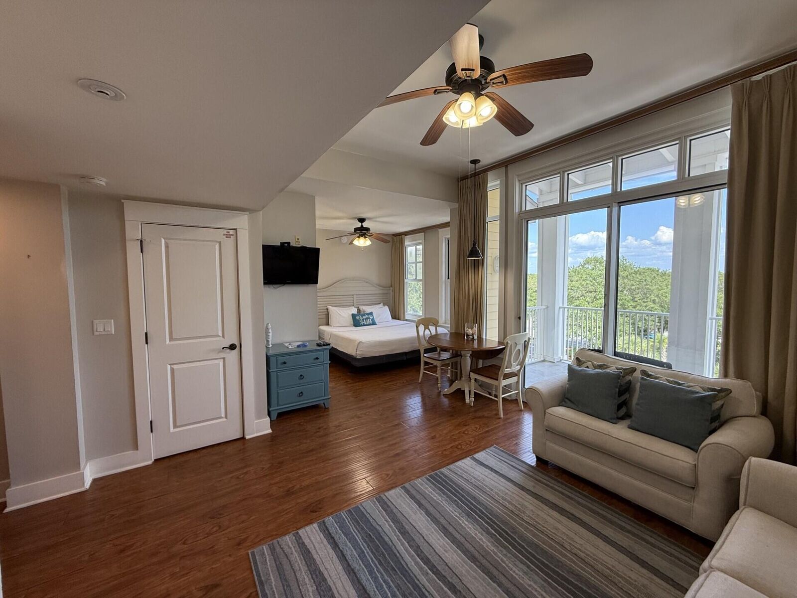 Property Photo: 9100 Baytowne Wharf Boulevard Unit 471 FL 32550