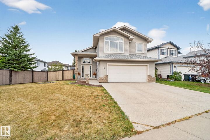 13 Orchid Crescent  Sherwood Park AB T8H 2E1 photo