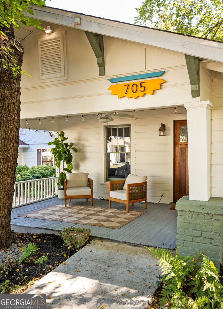 Property Photo:  705 Glenwood Avenue SE  GA 30312 
