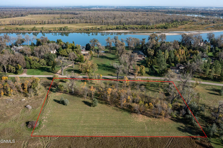 Property Photo:  9325 Darin Drive  ND 58504 