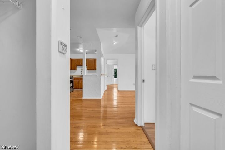 Property Photo:  1337 Waterford Dr 1337  NJ 08817 