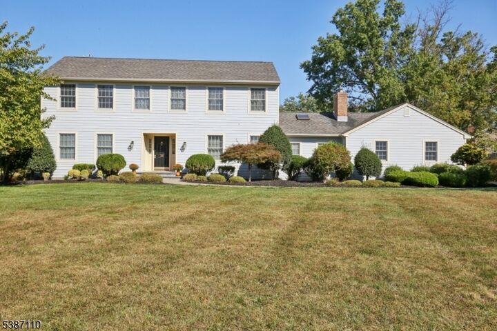 Property Photo:  38 Van Doren Way  NJ 08502 