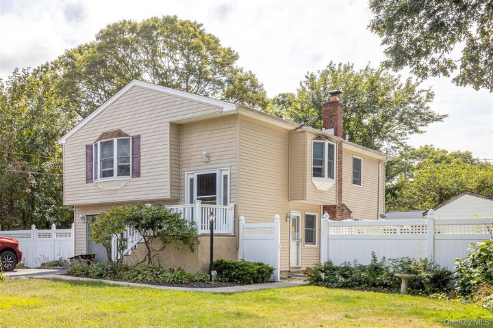 46 Arpage Drive  Shirley NY 11967 photo