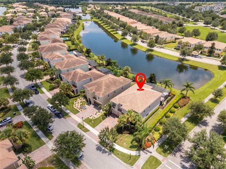 Property Photo:  12004 Uleta Lane  FL 32827