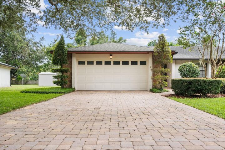 Property Photo:  8118 Golden Sands Drive  FL 32819 