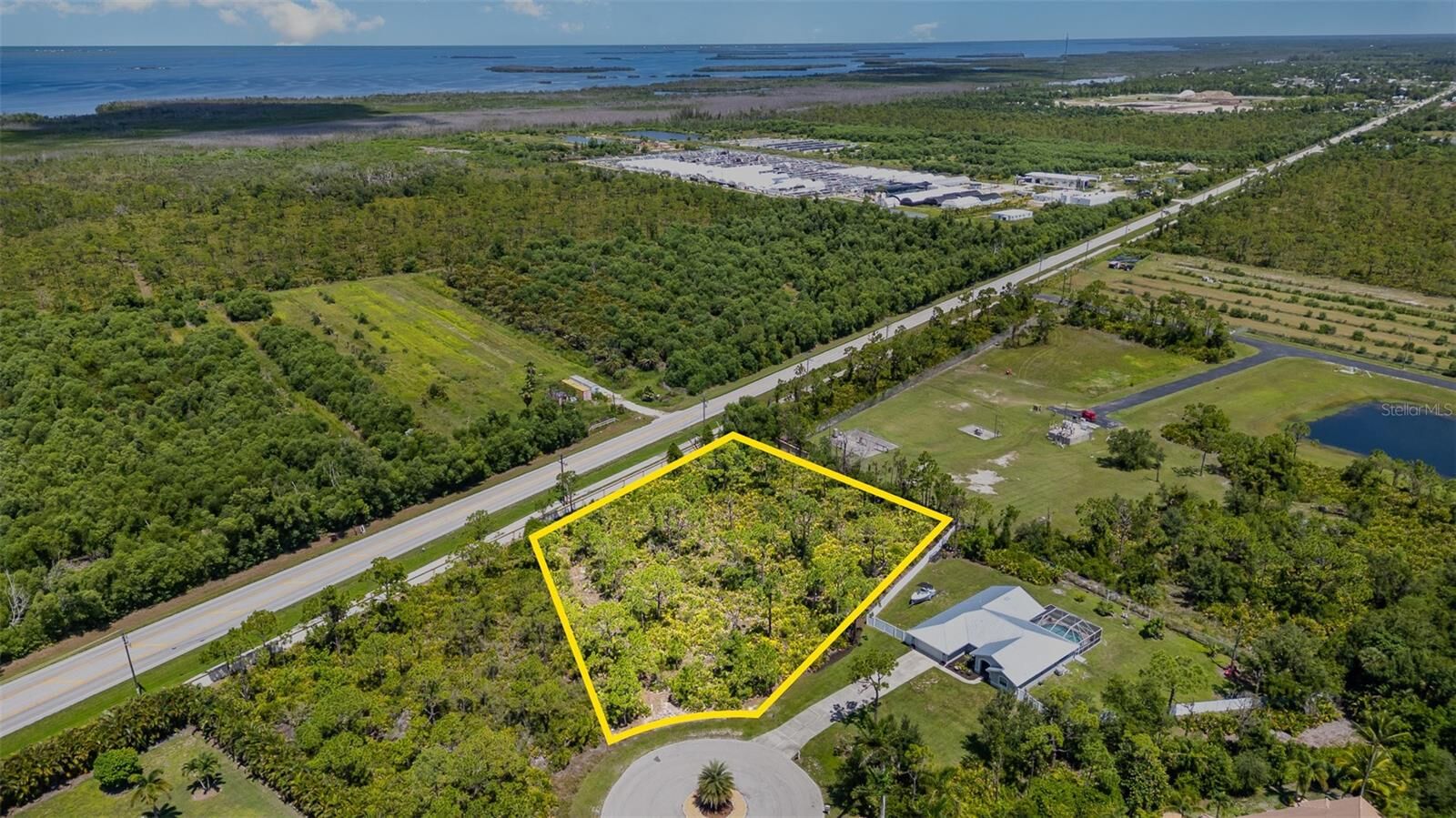 Property Photo:  9437 Treasure Lake Court  FL 33956 