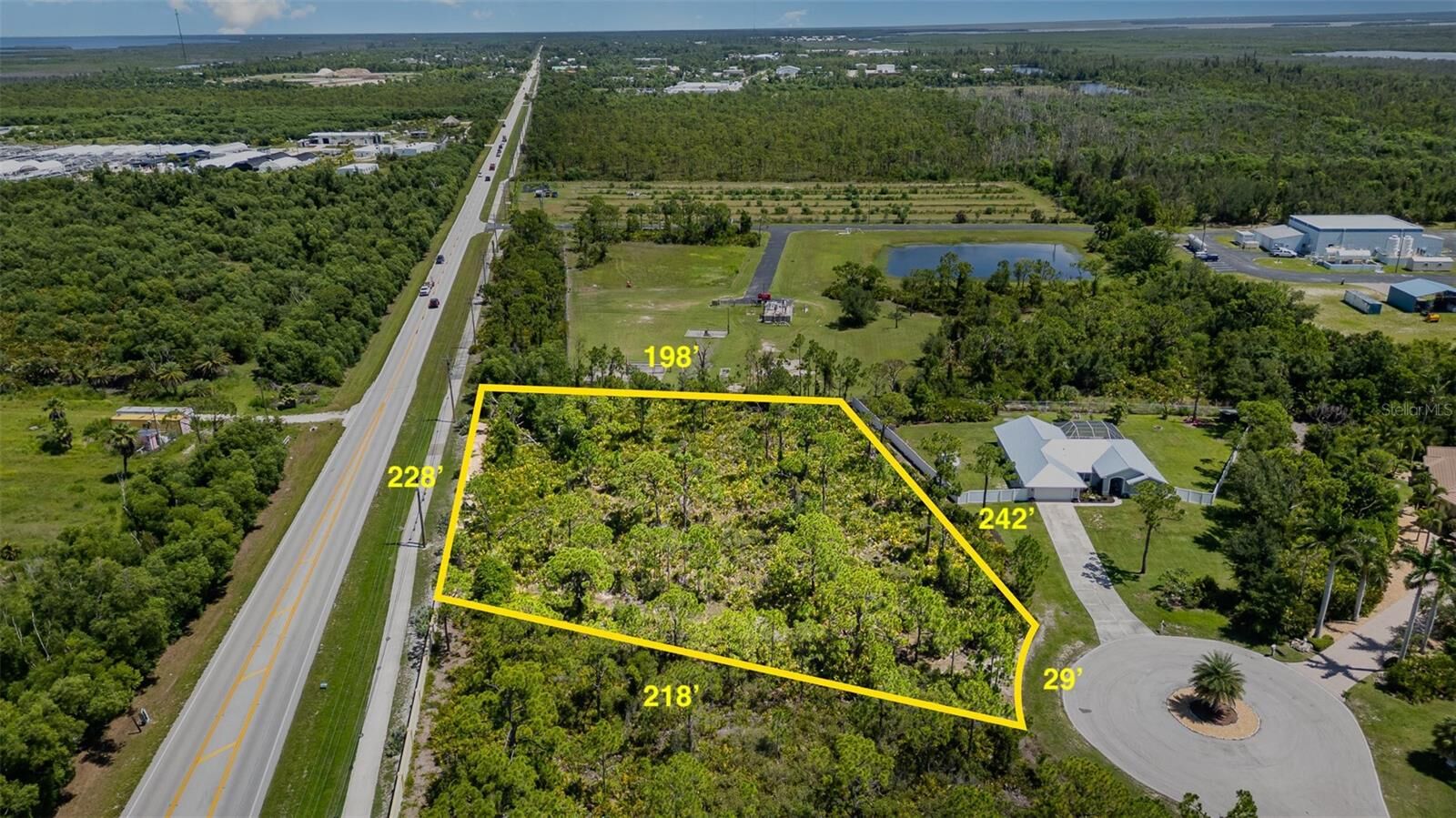 Property Photo:  9437 Treasure Lake Court  FL 33956 