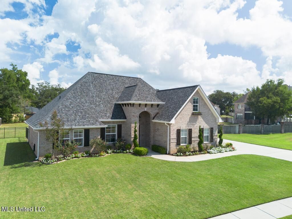 Property Photo:  362 Goose Pointe Boulevard  MS 39531 