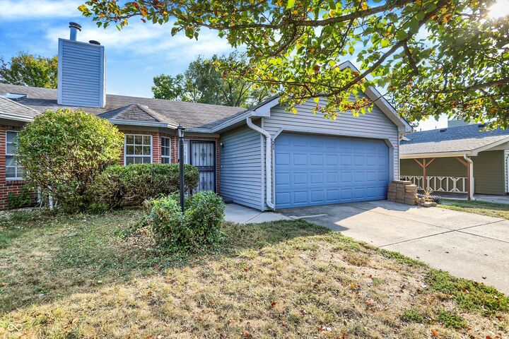 Property Photo:  21 Medina Drive  IN 46227 