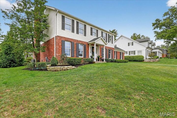 Property Photo:  724 Rolfe Drive  MO 63122 