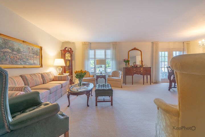 Property Photo: 3232 Chestnut Drive IL 60422