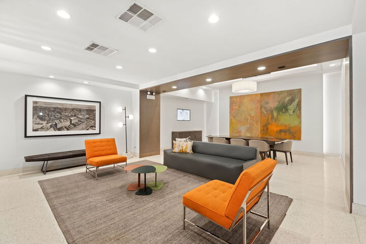 Property Photo: 165 N Canal Street 701 IL 60606