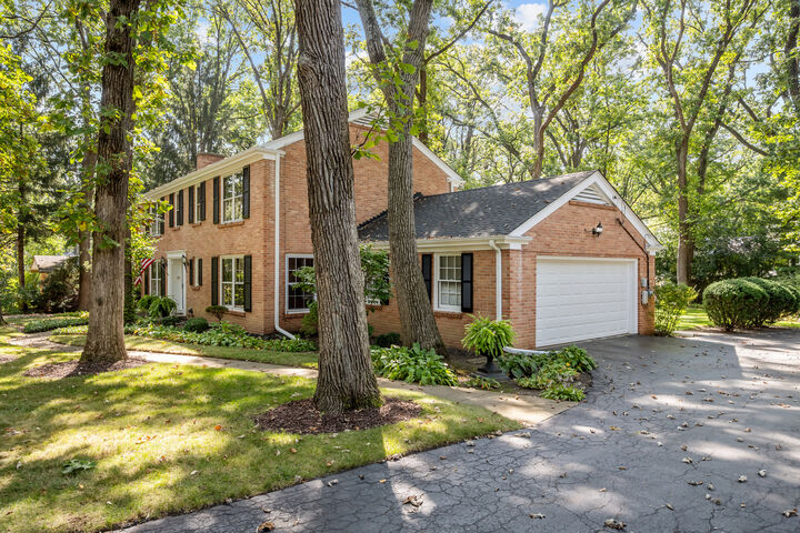 Property Photo: 1010 S Green Bay Road IL 60045