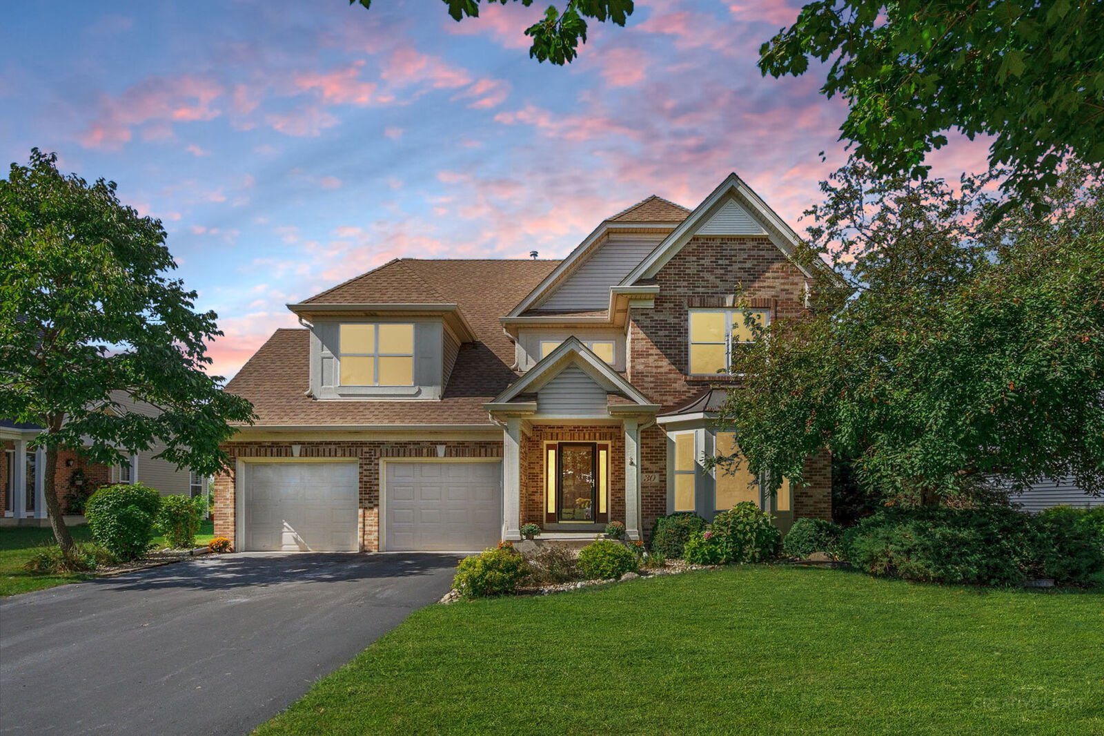 Property Photo: 30 Windstone Drive IL 60542