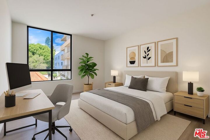 Property Photo: 7320 Hawthorn Avenue 207 CA 90046
