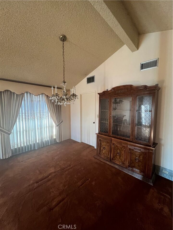 Property Photo:  9688 Kewen Avenue  CA 91331 