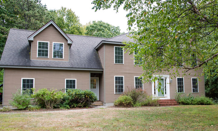 Property Photo:  6 Chebeague Lane  ME 04011 