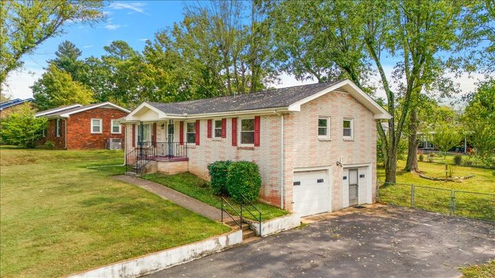 155 Hale Ave  Gallatin TN 37066 photo