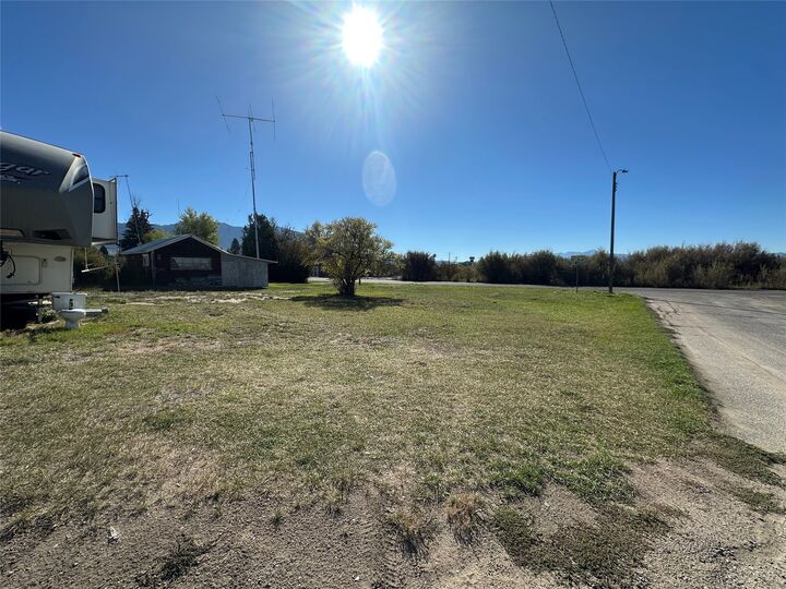 Property Photo:  1801 Yale Avenue  MT 59701