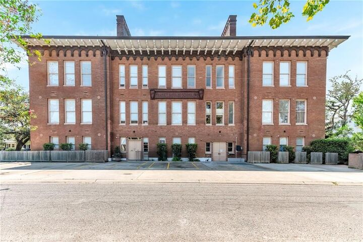 3601 Camp Street 101  New Orleans LA 70115 photo