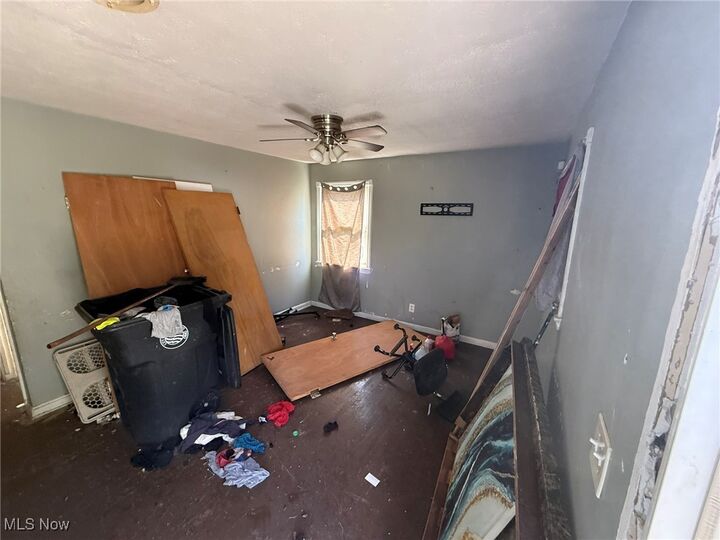 Property Photo:  4333 E 142nd Street  OH 44128 