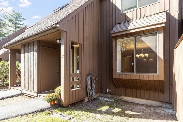 Property Photo:  12 Spring Cove Road  NH 03062 