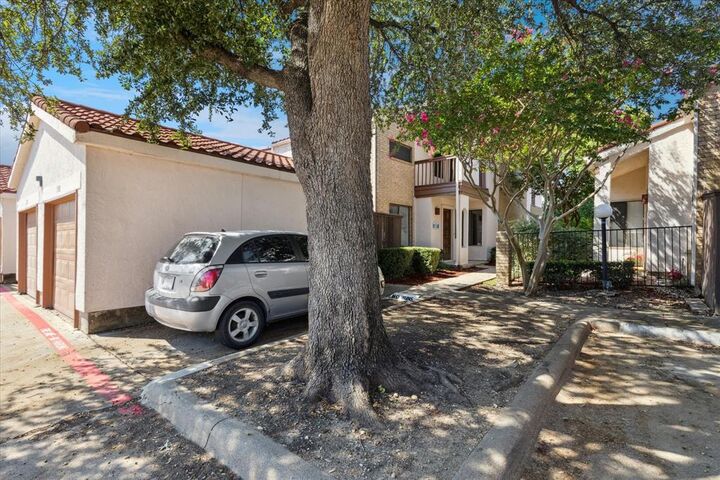 Property Photo:  531 Ranch Trail 157  TX 75063 