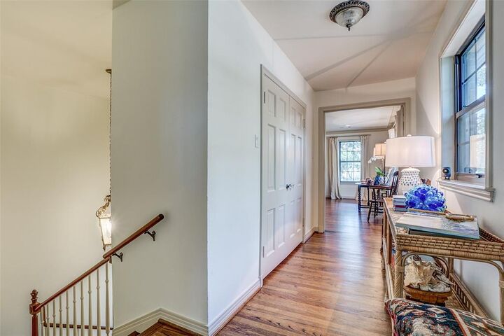 Property Photo: 4437 University Boulevard TX 75205