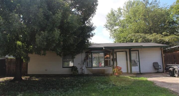 Property Photo: 216 Alto Drive TX 75040
