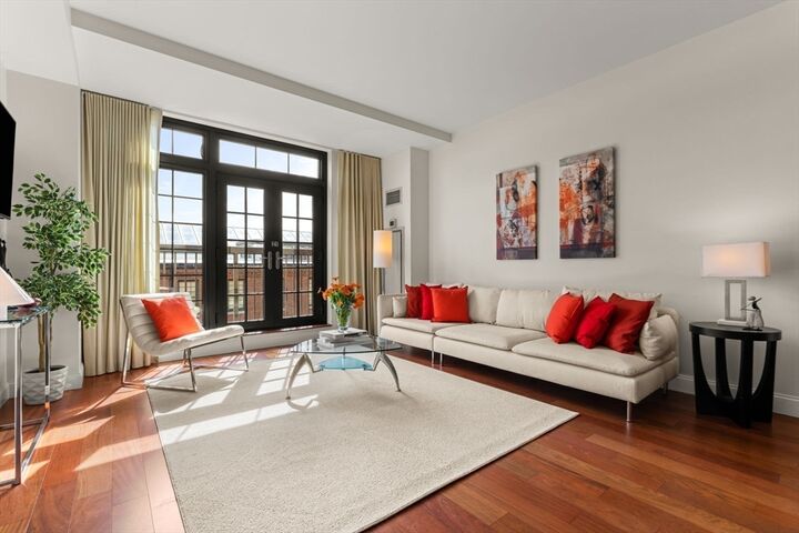 Property Photo: 29 Otis St 409 MA 02141