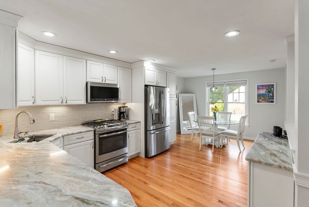 Property Photo:  3 Sarah Reed Hunt Way 3  MA 02346 