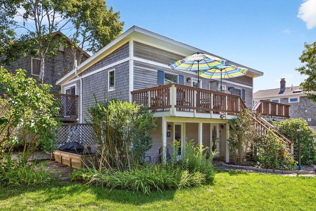Property Photo:  25 Winthrop Street 2  MA 02657 