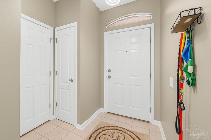 Property Photo:  2380 Bur Oak Dr  FL 32533 