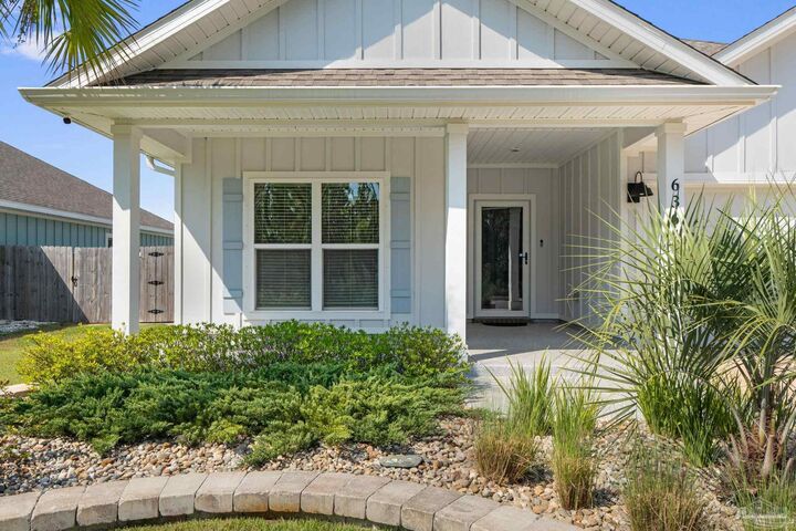 Property Photo:  6364 Forest Bay Ave  FL 32563 