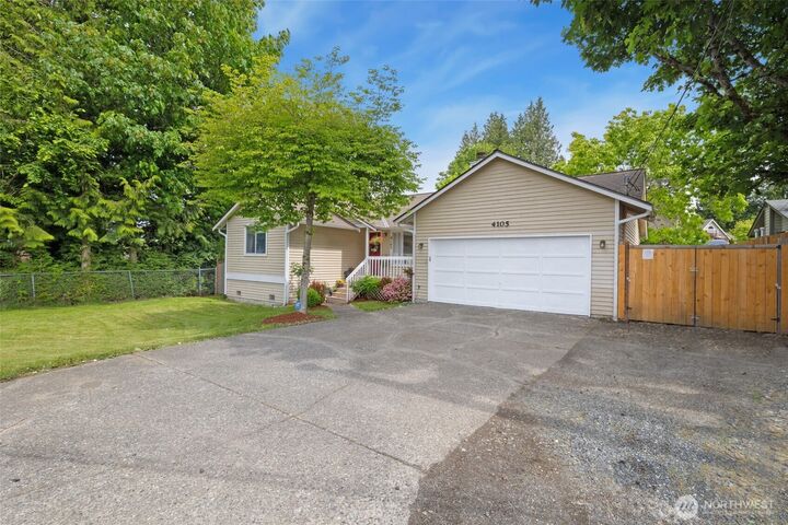 Property Photo: 4105 Lincoln Way WA 98087