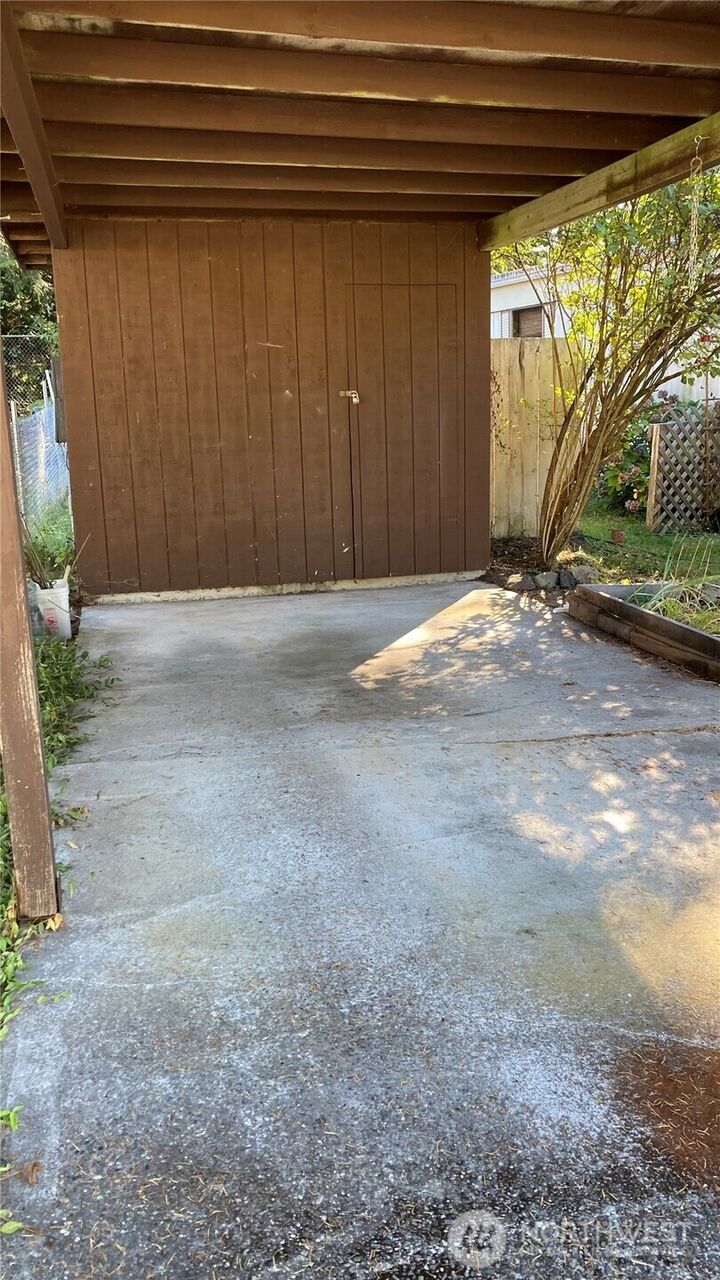 Property Photo: 6402 154th Street NW 40 WA 98332