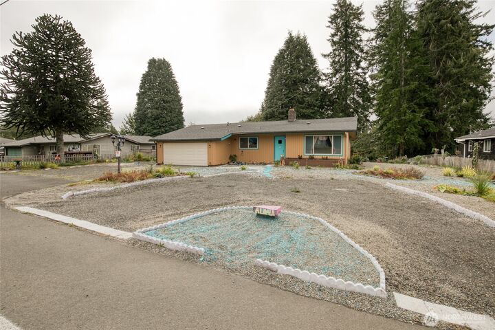 Property Photo:  6003  Central Park Drive  WA 98520 