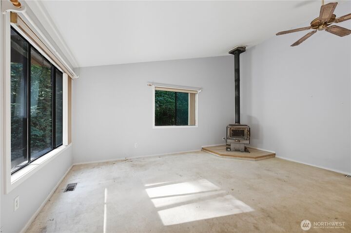 Property Photo:  17212 NE 165th Street  WA 98072 