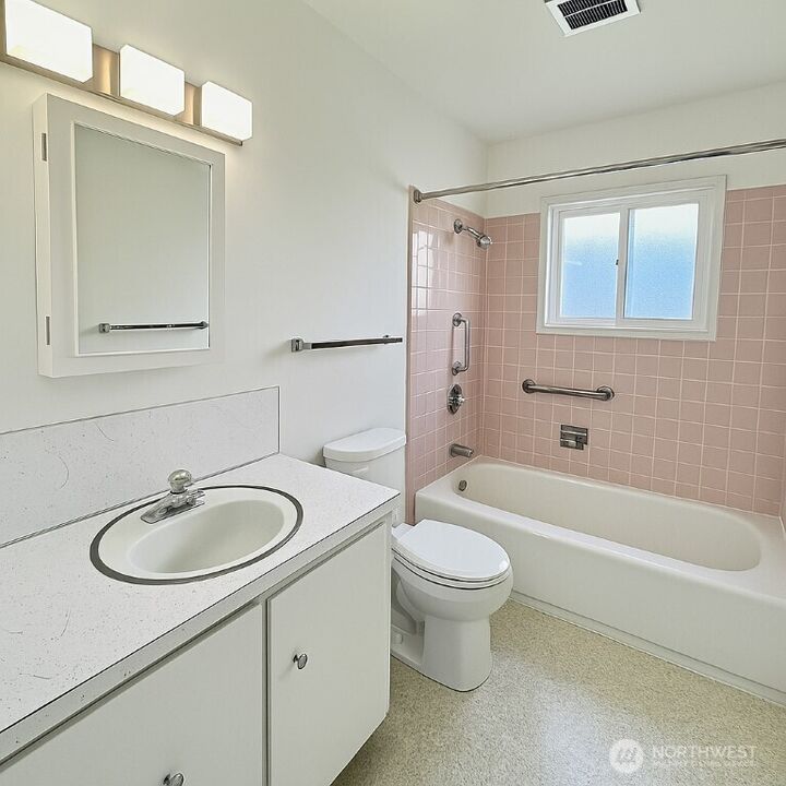 Property Photo:  1726 NW 63rd Street  WA 98107 