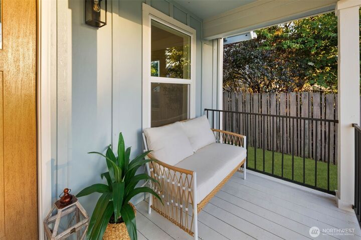 Property Photo:  6344  37th Avenue SW  WA 98126 