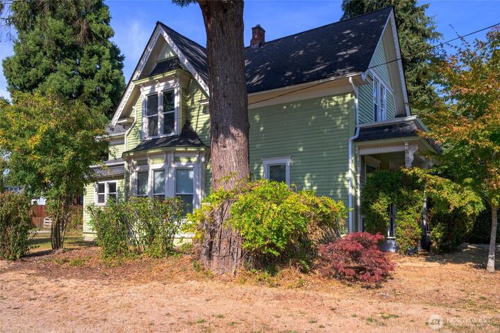 Property Photo: 1901 I Street WA 98225