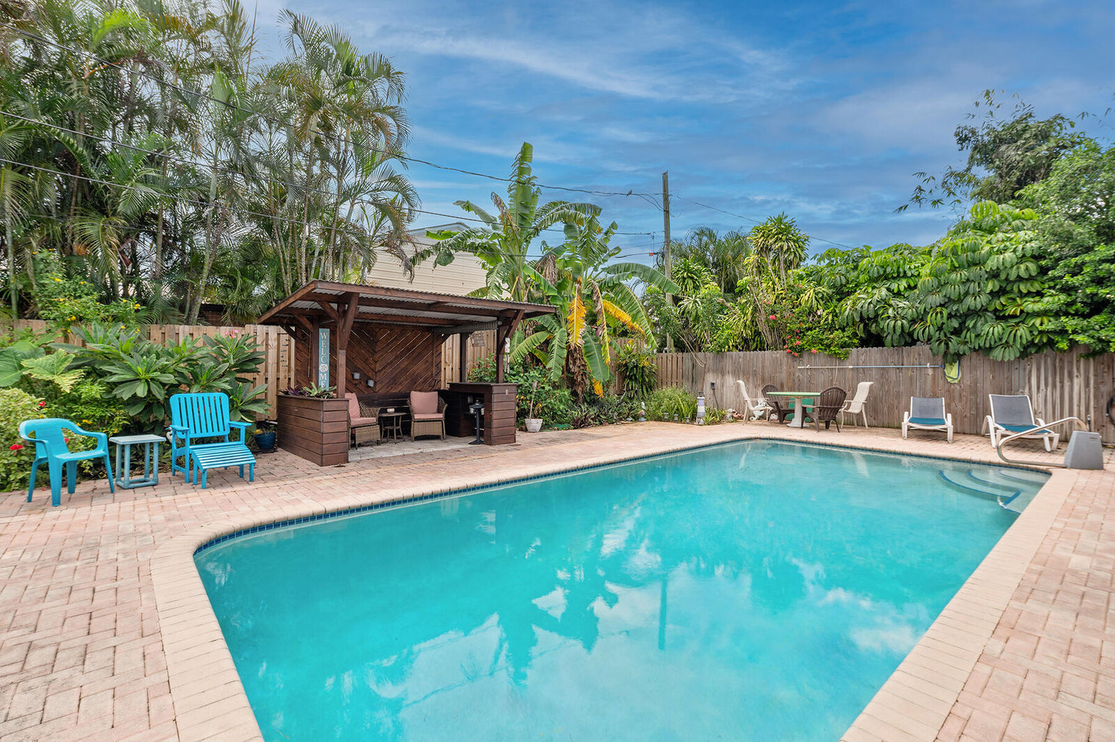 Property Photo:  1014 W Broward Street  FL 33462 
