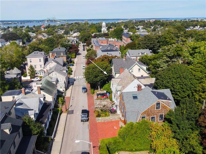 Property Photo:  34 Bull Street  RI 02840 