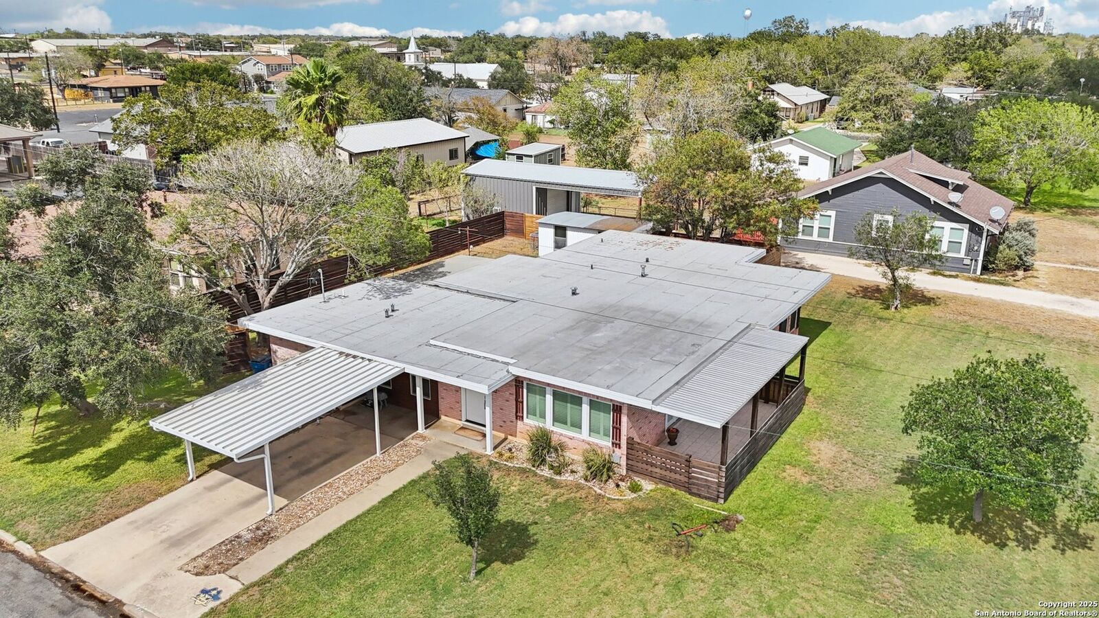 Property Photo:  100 N Carroll  TX 78147 